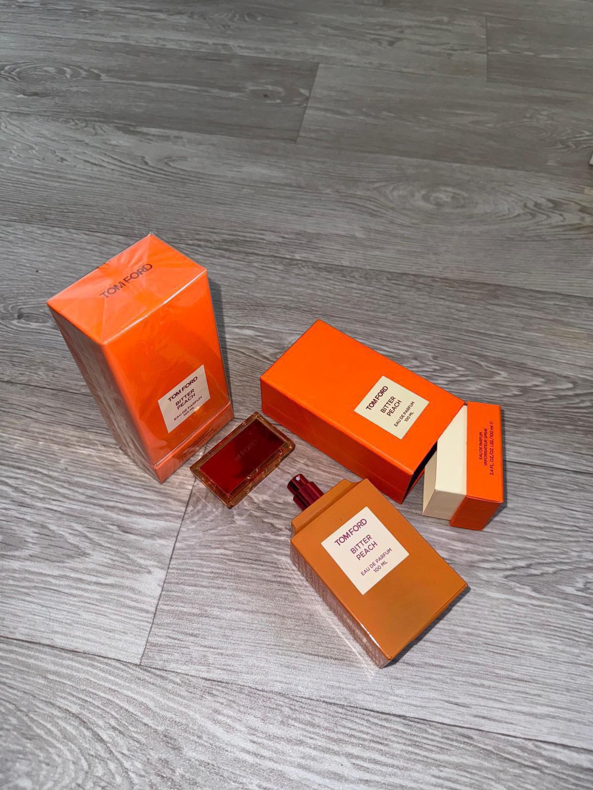 Perfumes / Aftershaves