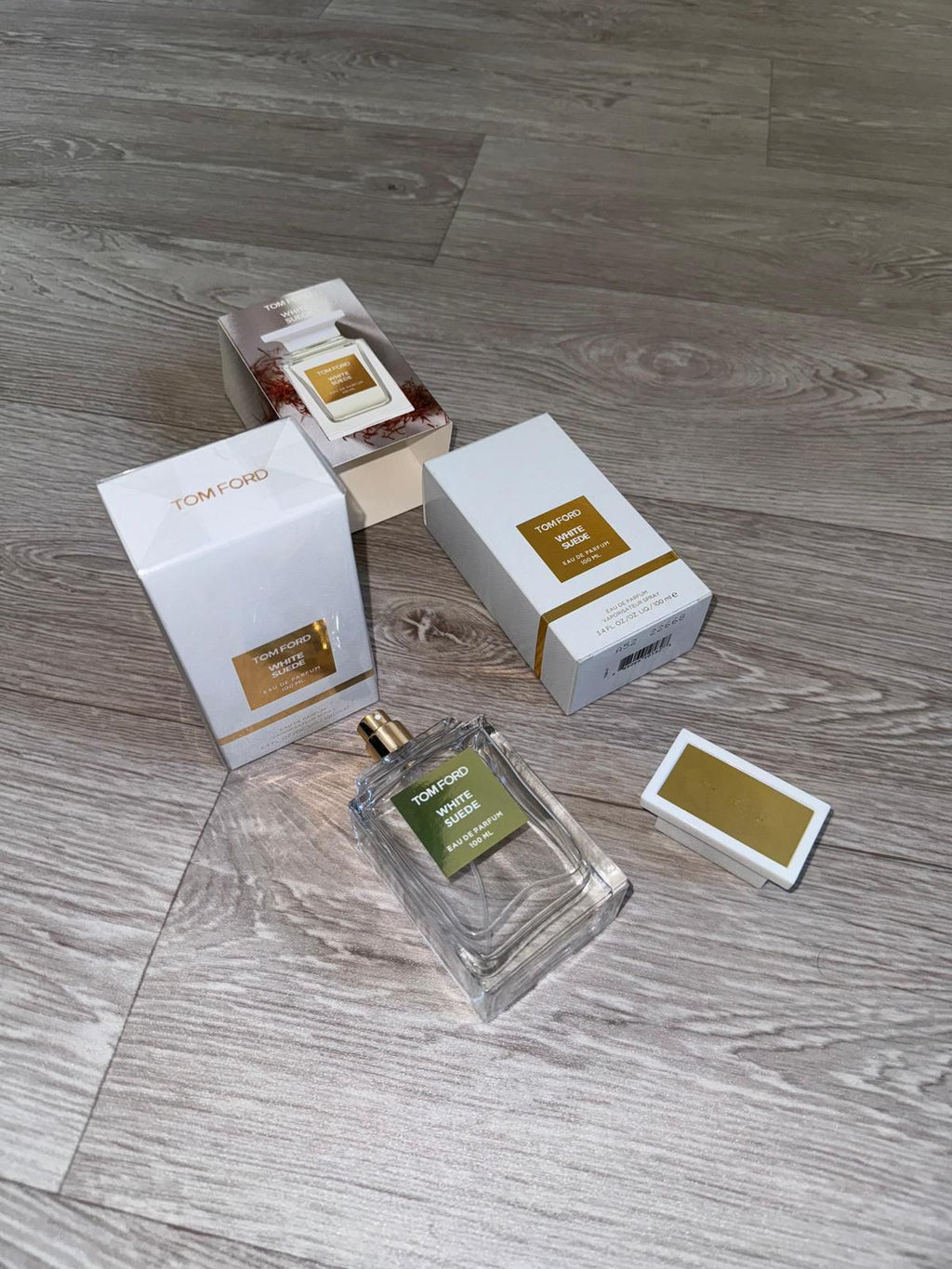 Perfumes / Aftershaves