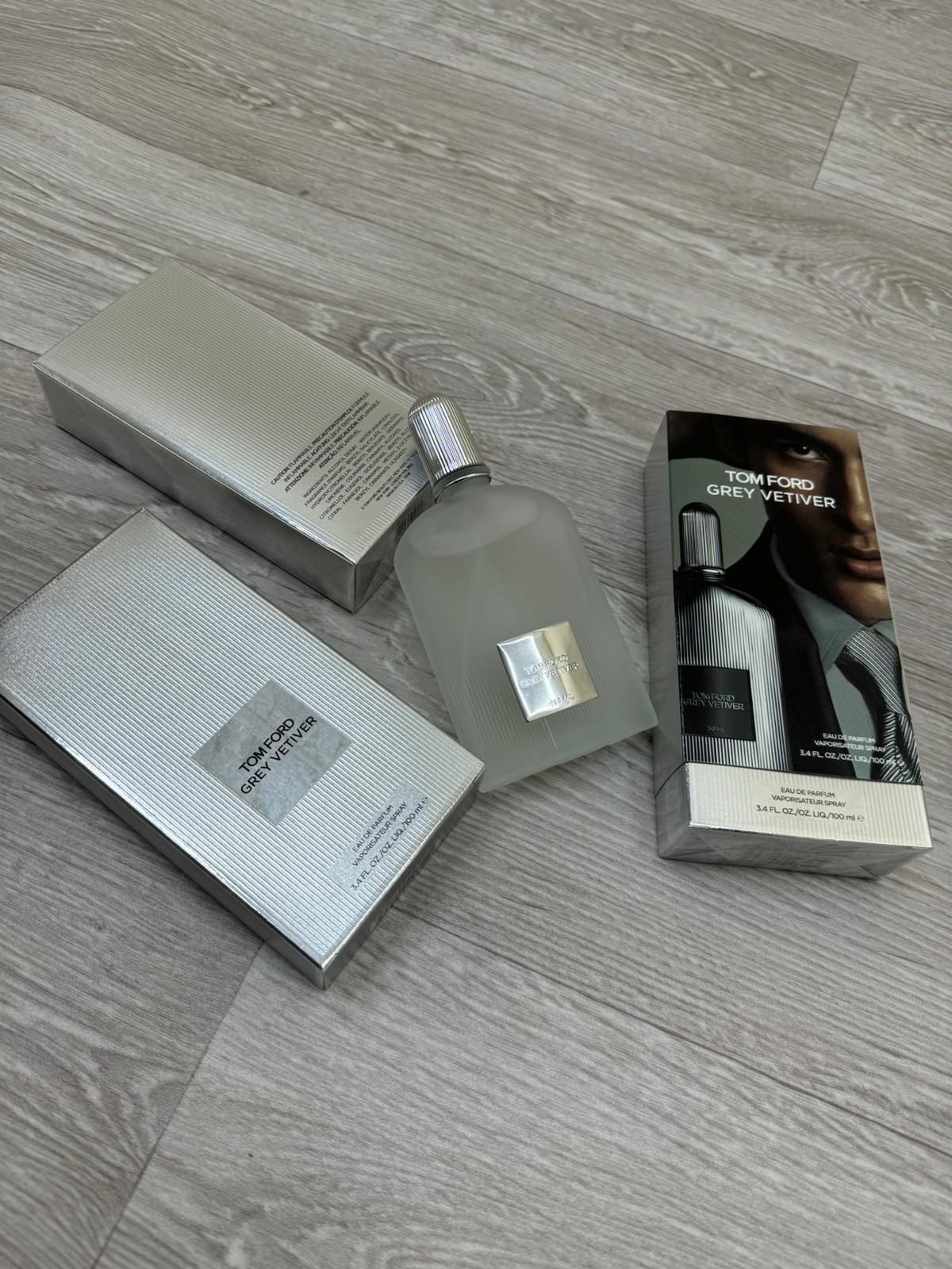 Perfumes / Aftershaves