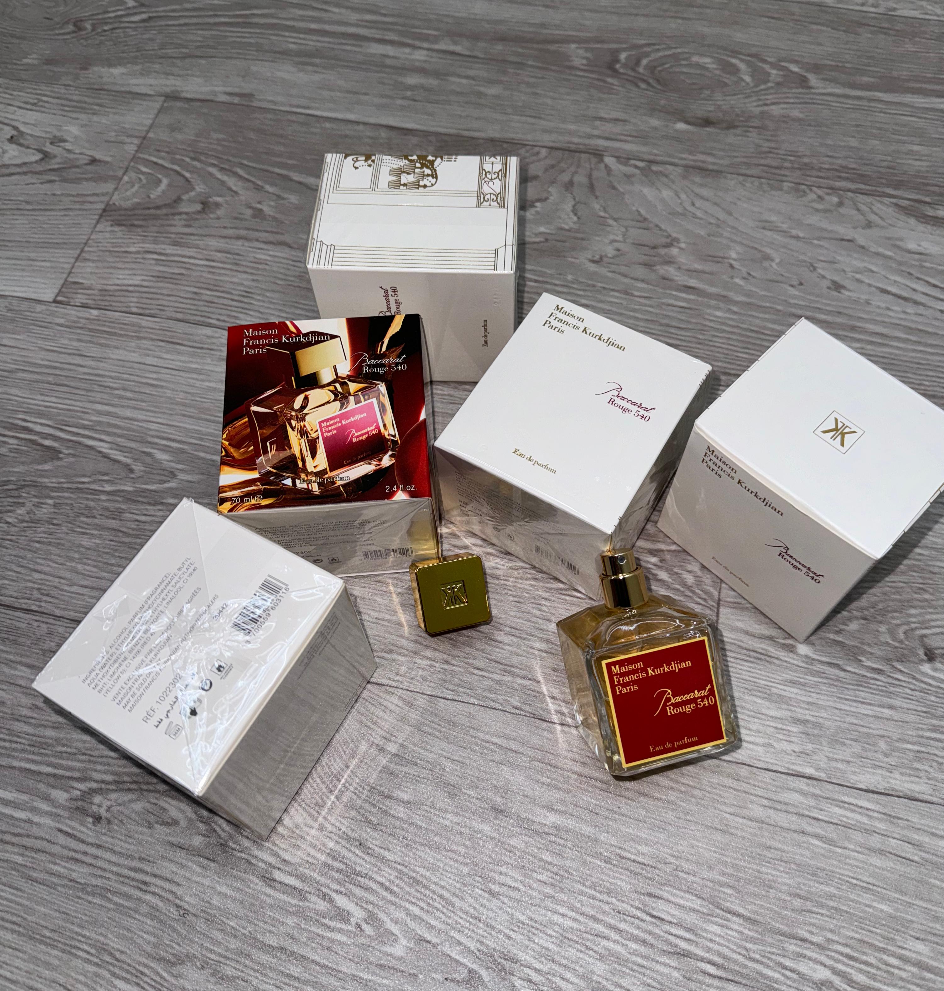 Perfumes / Aftershaves