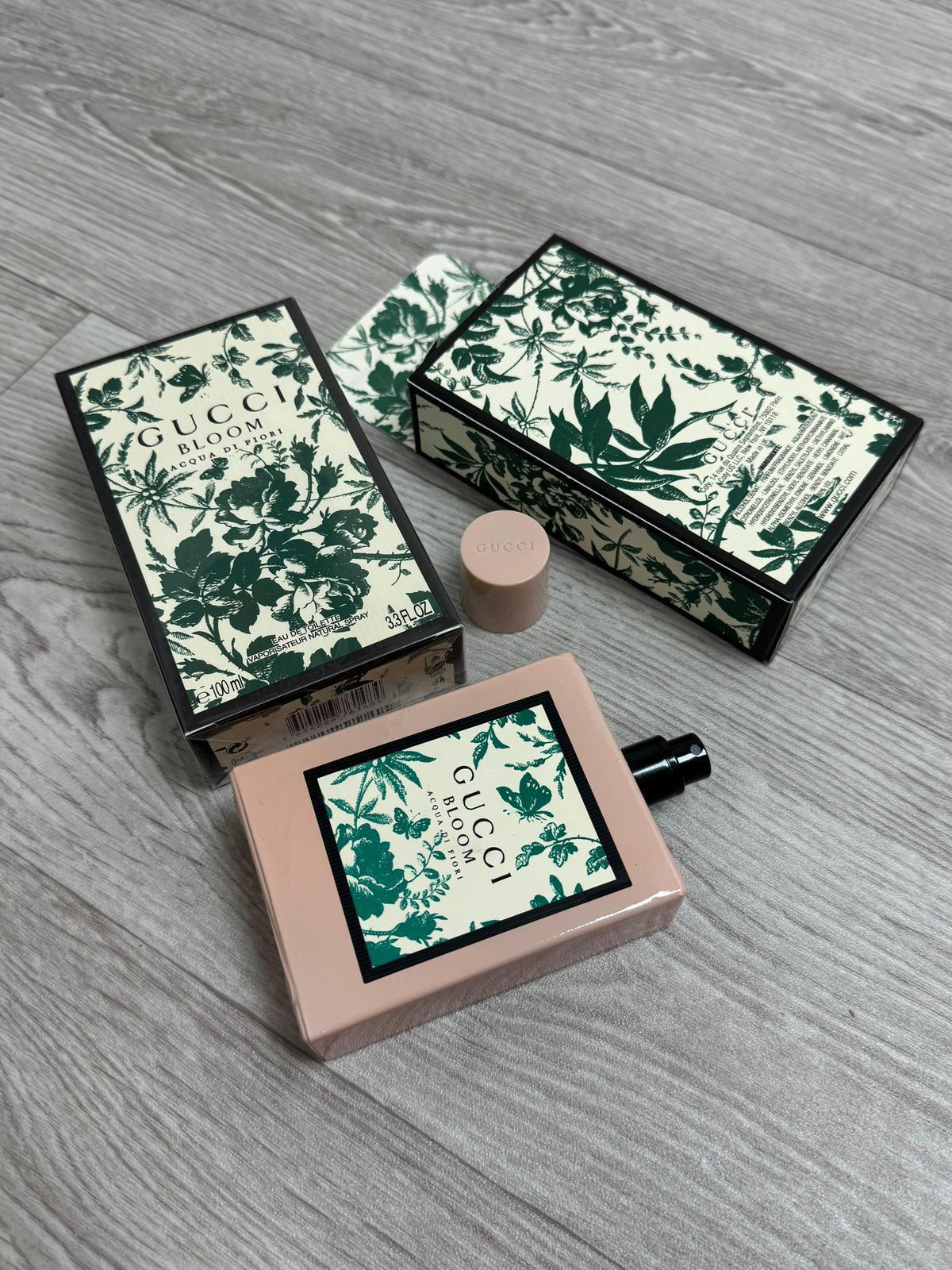 Perfumes / Aftershaves