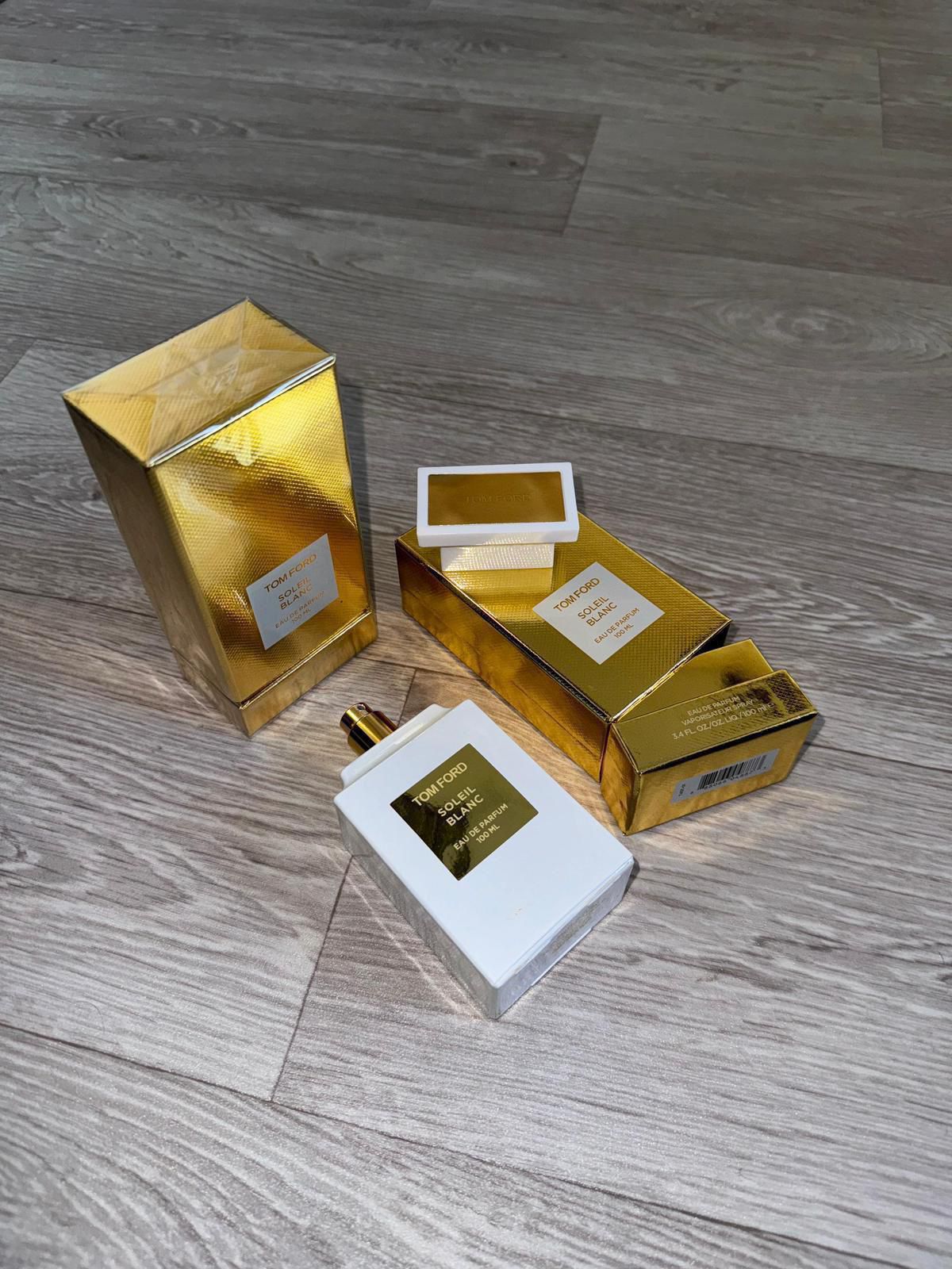 Perfumes / Aftershaves